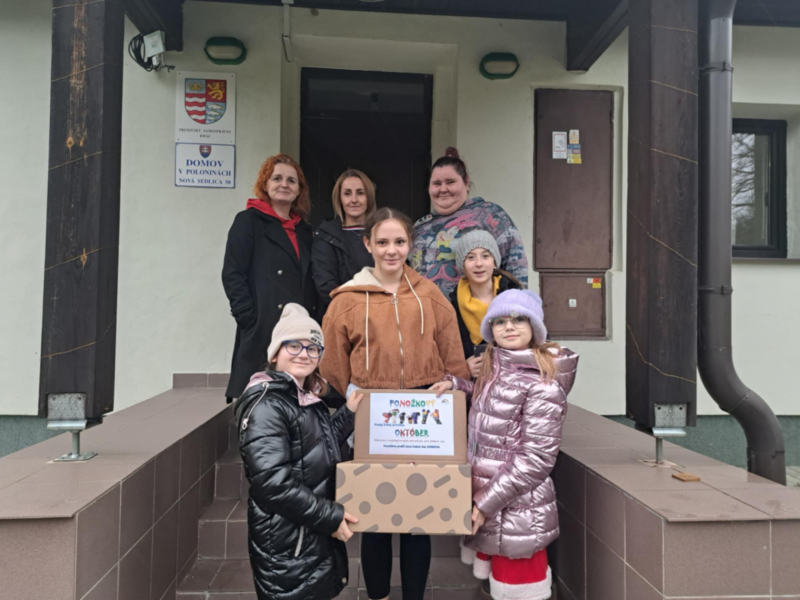 Odovzdanie ponožiek z Ponožkovej výzvy 2024 